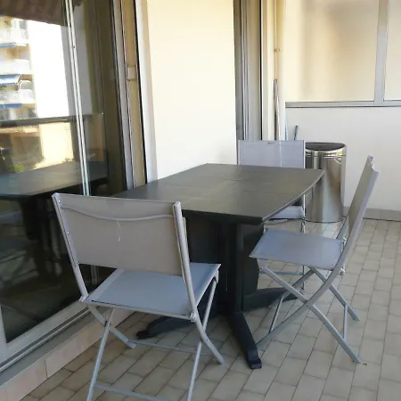 Apartment 200m Plages *